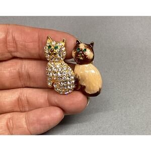 Vintage 2 Cats Brooch With Green Eyes & 1 Cat With Rhinestones
